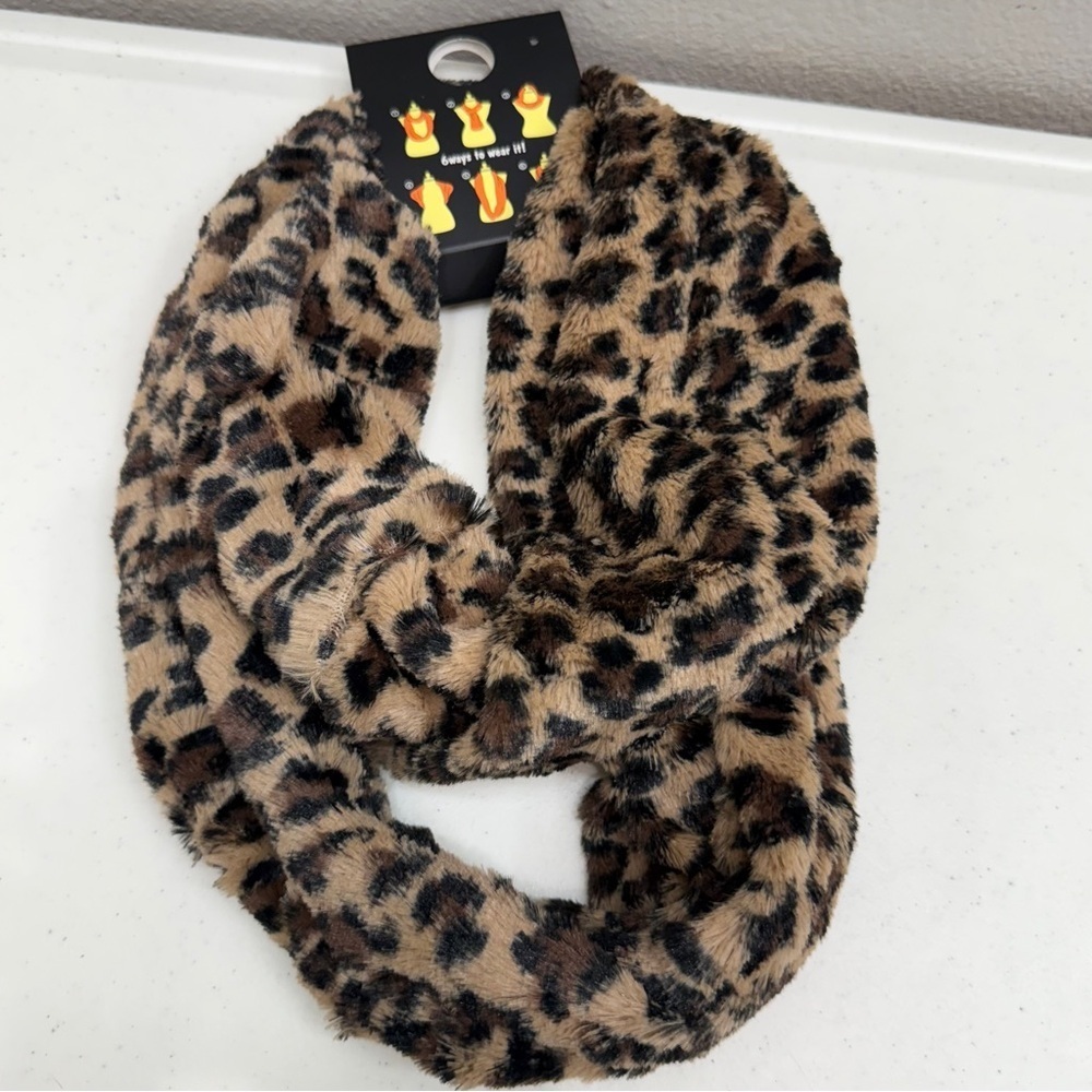 New Leopard Print Faux Fur Scarf Affinity